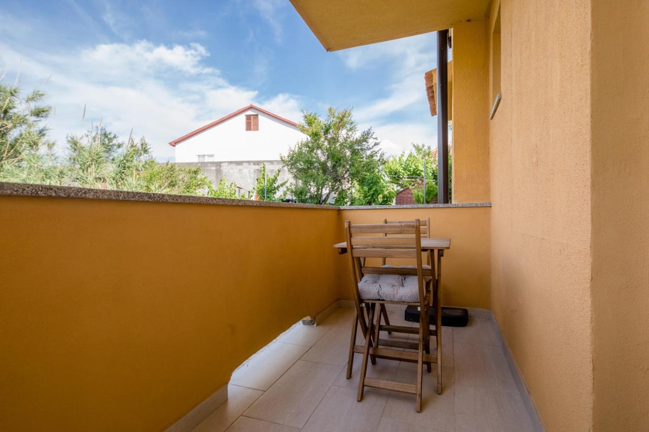 Apartments Gael Лопар Экстерьер фото