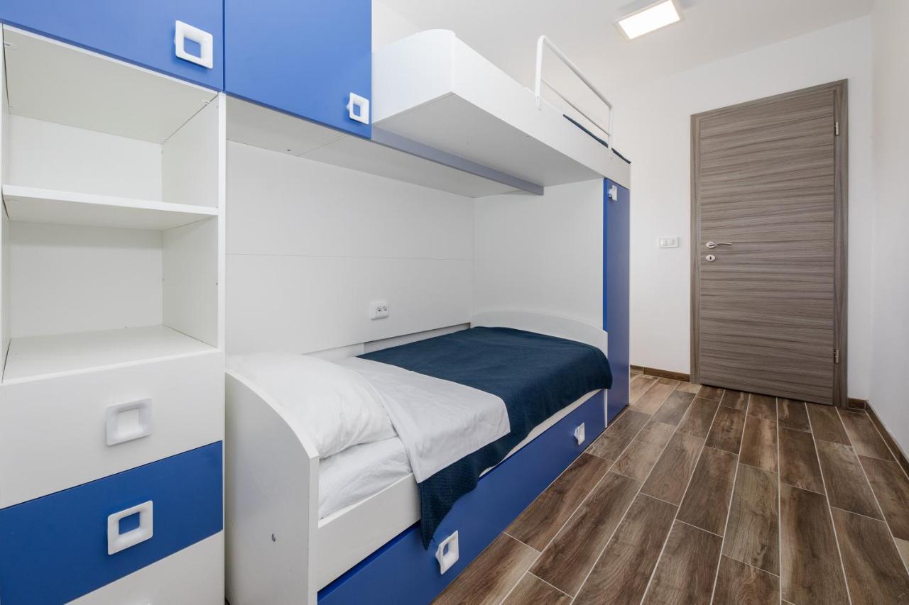 Apartments Gael Лопар Экстерьер фото