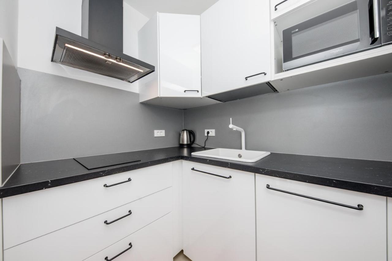 Apartments Gael Лопар Экстерьер фото